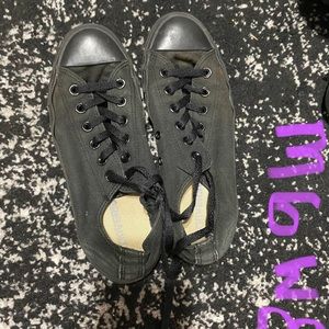 All black converse